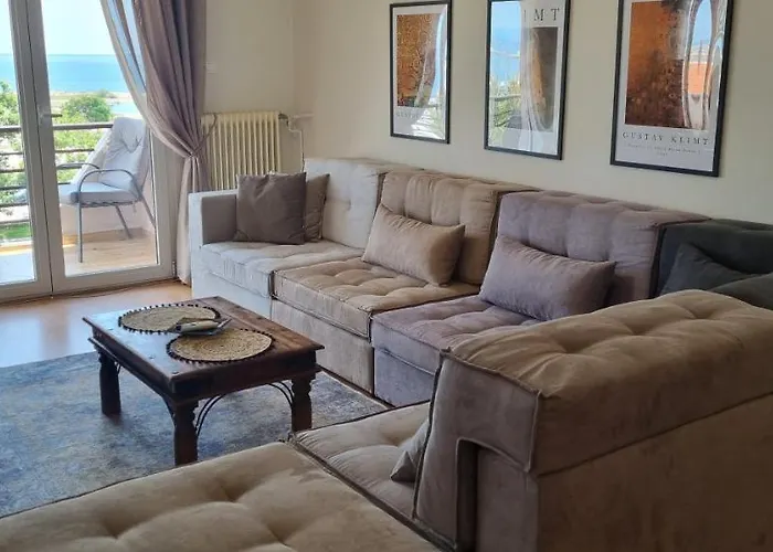 Amazing Sea View Apartment In The City Center!